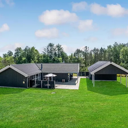 5 Bedroom Beautiful In * Jerup
