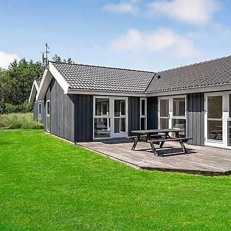 Ferienhaus Front In With Sauna